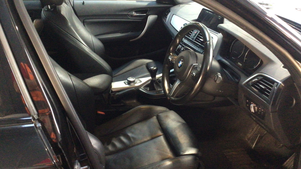 NJ68ZKN-GB_340905863_20211020113245