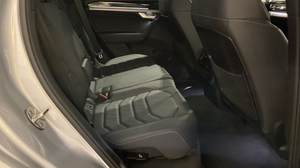 EX70AUY-GB_408571463_20230123093526