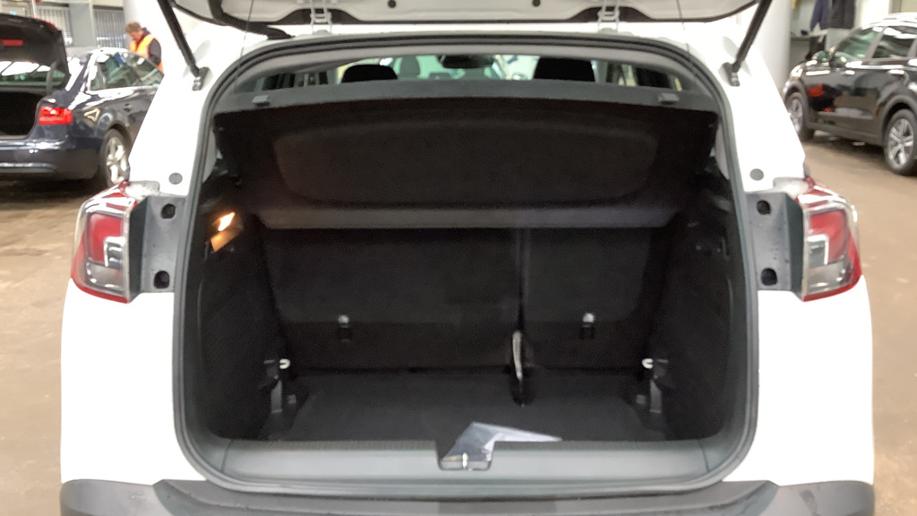 DT19ZLO-GB_421643881_20230331104103