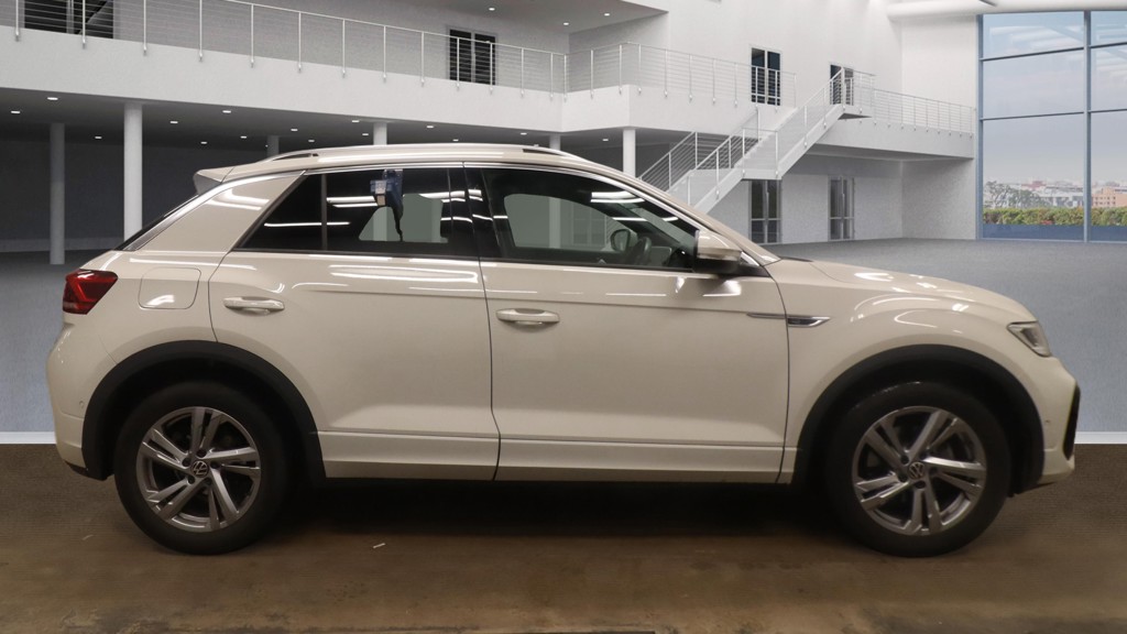 MJ74UHE-GB_664011155_20251223041548