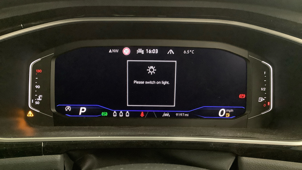 MJ74UHE-GB_664011234_20251223041551